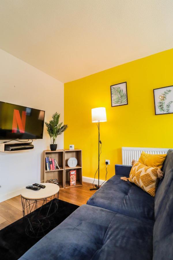 Spacious 1 Bed Flat-Free Parking Hillingdon Exteriér fotografie